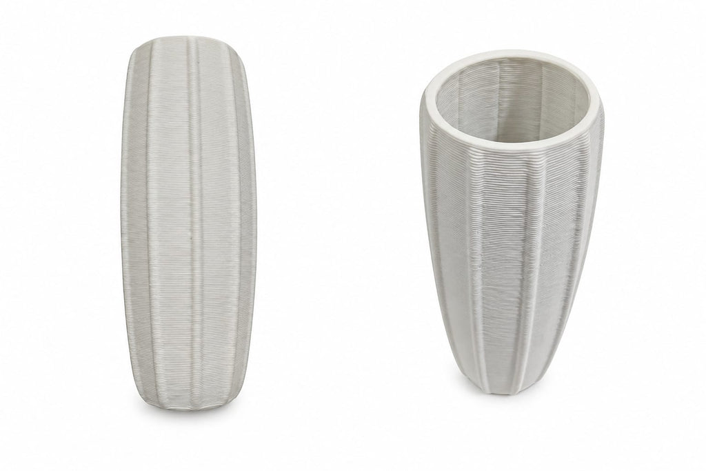 Elegant Ribbed Ceramic Vase –18cm