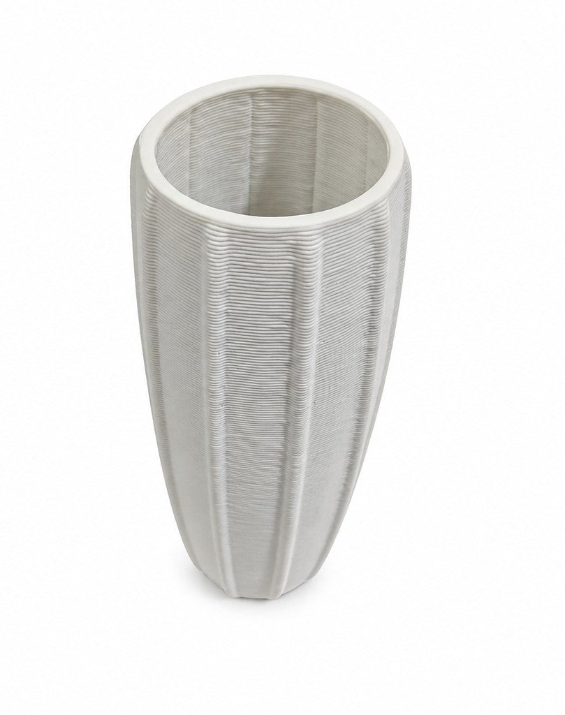 Elegant Ribbed Ceramic Vase –18cm